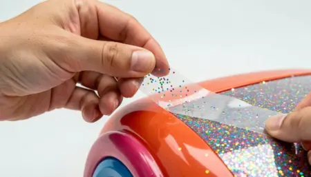Purpurina Gruda no Plástico? Como Tirar Passo a Passo (Funciona)